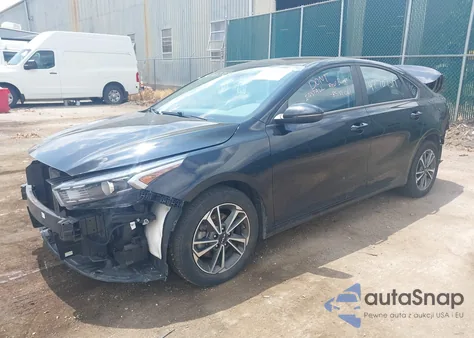 2023 Kia Forte Lxs z USA, uszkodzony, nr VIN 3KPF24AD6PE636386